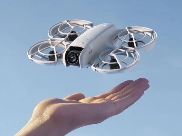 DJI Neo