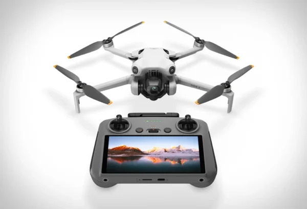 Mini 4 Pro Fly More Combo (with smart controller)